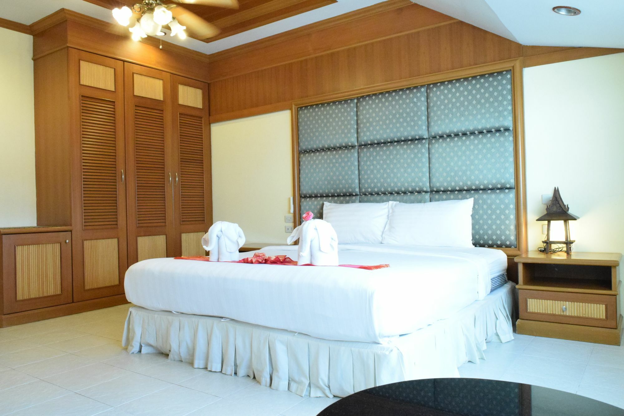 ซีดรีมป่าตอง Apartment Patong ภายนอก รูปภาพ