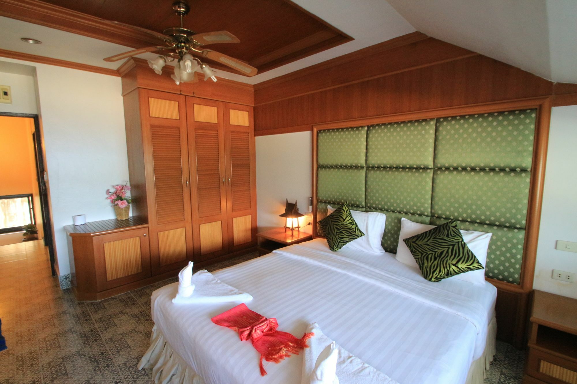 ซีดรีมป่าตอง Apartment Patong ภายนอก รูปภาพ